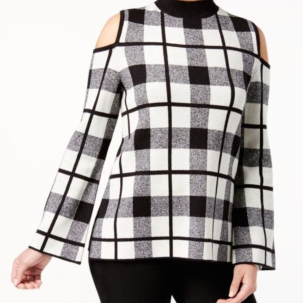 NEW EUC Style & Co | Plaid Cold Shoulder | XL